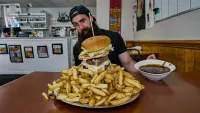 Burger Challenge thumbnail