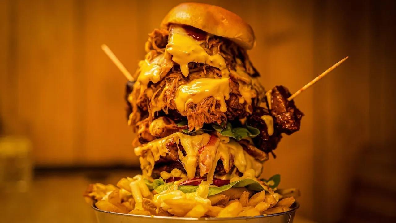 Thumbnail for the Challenger Burger Challenge at Smokehouse & Cellar video