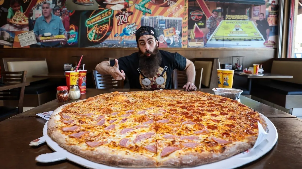 Thumbnail for the 36" Pizza Challenge at Big Mama's & Papa's Pizzeria video