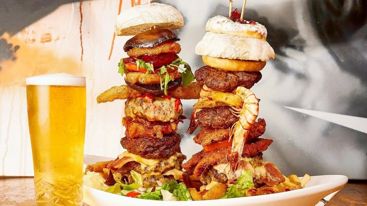 Thumbnail for the Twin Peaks Challenge at Burgers & More video