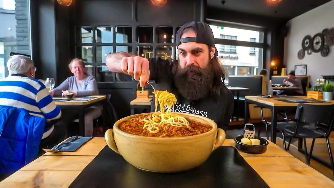 Thumbnail for the XL Challenge at Mister Spaghetti video