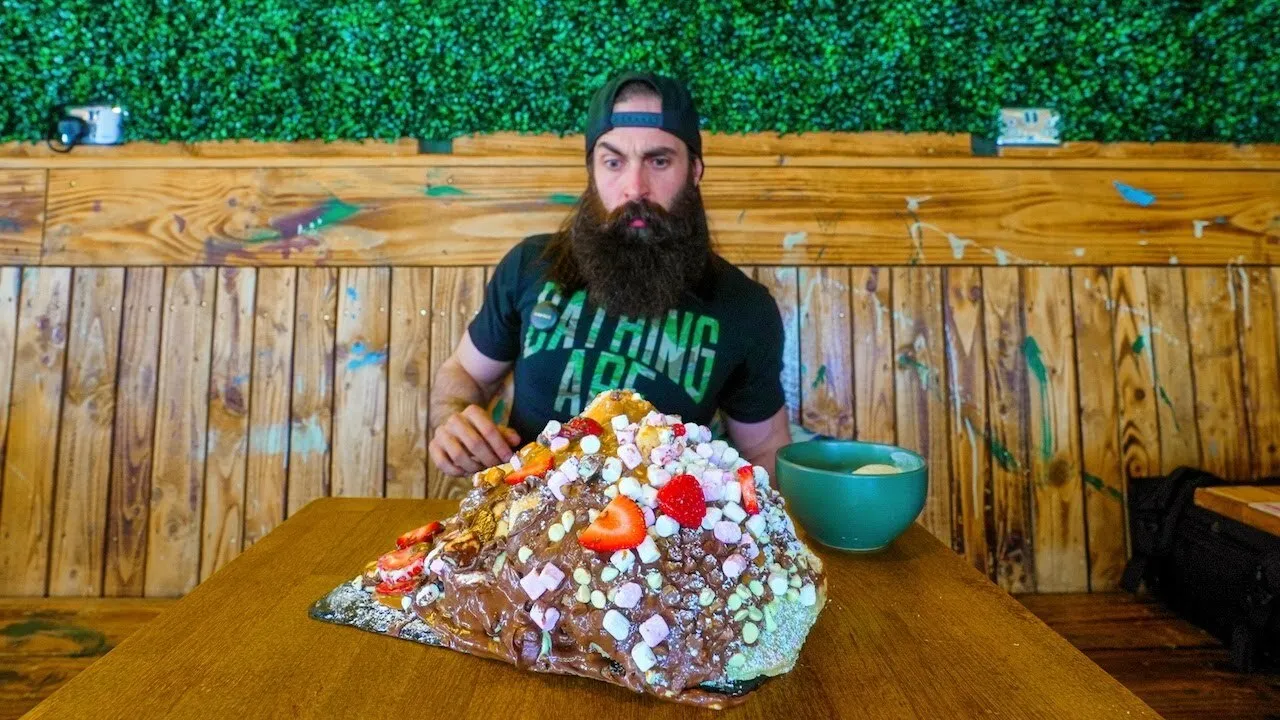 Thumbnail for the Giant Dessert Challenge at Qoozies video