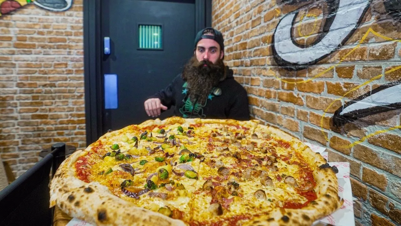 Thumbnail for the 24" Pizza Challenge at Slice video