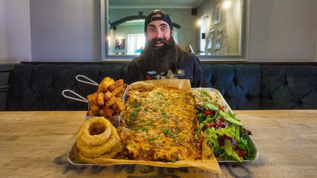 Thumbnail for the Parmo Challenge at The Huntsman video
