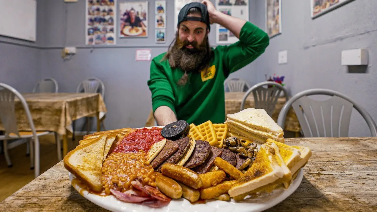 Thumbnail for the The Big 'Un Challenge at Hungry Hossee video